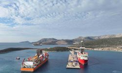 Türkiye’nin 6’ıncı sondaj gemisi Taşucu Limanı’na yanaştı