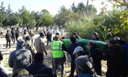 Yangında ölen 2 kardeşe acı veda: Aynı tabutla getirilip aynı kabre defnedildiler