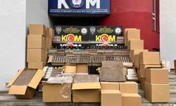 Adana'da depoda binlerce kaçak tütün ürünü ele geçirildi: 2 kişi tutuklandı