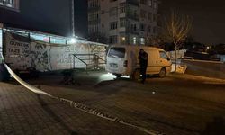 Arnavutköy'de cami avlusunda yaşlı adama silahlı saldırı: 1 yaralı