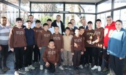 Aydın birincisi voleybol takımına moral kahvaltısı