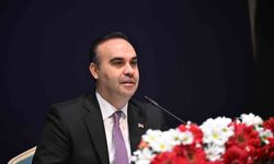 Bakan Kacır: '175 nitelikli araştırmacı, TÜBİTAK Uluslararası Lider ve Genç Araştırmacılar programlarımızın 2025 yılı çağrısına başvurdu'