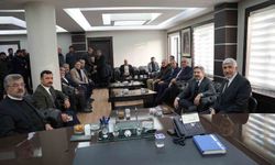 Bakan Yardımcısı Aydın, Belediye Başkanı Hallaç ile bir araya geldi