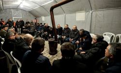 Bakan Yerlikaya, Yalova'da şehit polis Yasin Koçyiğit'in ailesini ziyaret etti