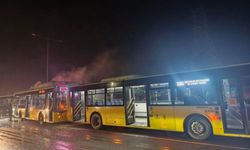 Başakşehir'de 3 İETT otobüsü kazaya karıştı: Yaralılar var