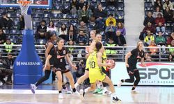 Basketbol Süper Ligi: Fenerbahçe Opet: 84 - ÇİMSA ÇBK Mersin: 66