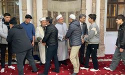 Bolu'da Miraç Kandili'nde vatandaşlar camilere akın etti