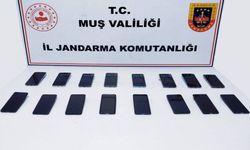 Bulanık'ta 16 adet kaçak cep telefonu ele geçirildi