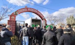 Bursa'da feci kazada hayatını kaybeden 2 genç kız son yolculuğuna uğurlandı