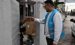 Büyükşehir'in beslenme paketi aileleri de, öğrencileri de sevindiriyor