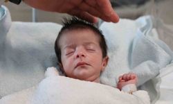 Doğuştan yemek borusu olmayan 4 günlük bebek, Elazığ'da hayata tutundu