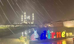 Edirne'de kar yağışı etkili oluyor