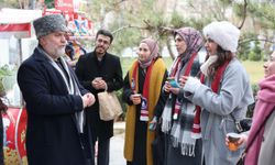 EĞİTİM-BİR-SEN'den ek atama bekleyen öğretmen adaylarının eylemine destek