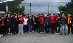 Galatasaraylı taraftarlar Süper Kupa finali için stada geldi