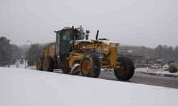 Gaziantep Büyükşehir, kar yağışına yönelik tüm aşamalarda sahada