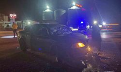 Karapınar'da otomobil ile çekici çarpıştı: 5 yaralı