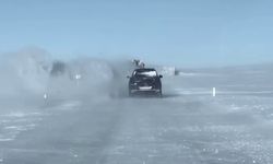 Karayazı'da kurdo fırtınası etkili oldu