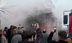 Kaynarca'da ev yangını