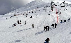 Ladik Akdağ Kayak Merkezi'ne yoğun ilgi