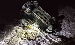 Mardin'de şarampole devrilen araçta 5 kişi yaralandı