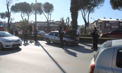 Minibüs ile otomobil çarpıştı: 1 yaralı