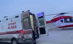Muş'ta solunum sıkıntısı yaşayan bebek Van'a nakledildi