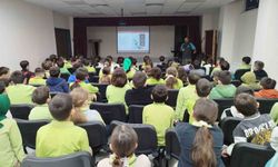 Öğrencilere sağlıklı çocuk sağlıklı gelecek etkinliği