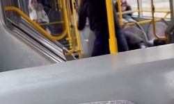 Otobüsün içinde tekme tokat böyle darp etti...'Komutanıma bıçak çekmişti'