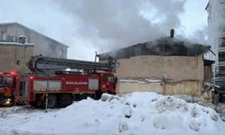 Paniğe neden olan yangın büyümeden söndürüldü