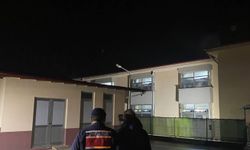 Rize'de 2 ayrı olayda aranan 2 kişi yakalanarak cezaevine gönderildi