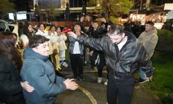 Samsun'da 2026 coşkusu: Yüzlerce kişi yeni yıla dans ve müzikle girdi