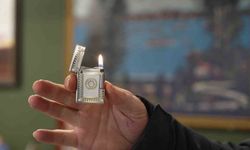 Servet değerindeki çakmaklar görenlerin ilgisini çekiyor