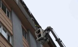 Sibirya soğukları buz sarkıtları oluşturdu, ekipler harekete geçti