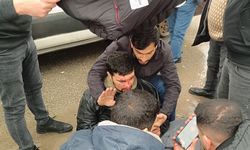 Siirt'te hafif ticari araç ile motosiklet çarpıştı: 1 yaralı