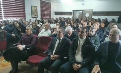 Söke'de öğretmenlere güncellenen ders kitapları semineri verildi