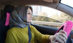 'Taksici abla' kadın yolcular için direksiyon başında
