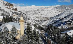 Tarihi Süleymaniye Mahallesinden kar manzaraları