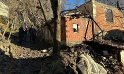 Tokat'ta evde çıkan yangında 50 çuval fındık kül oldu