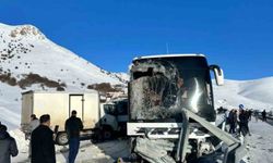 Tutak'ta trafik kazası çok sayıda yaralı var