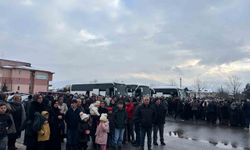 Umre kafilesi dualarla uğurlandı