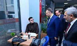 Vali Aksoy, 'Diyanet Aile ve Gençlik Merkezi'nde incelemelerde bulundu