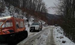 Yalova'da araçlarında mahsur kalan 35 kişi kurtarıldı