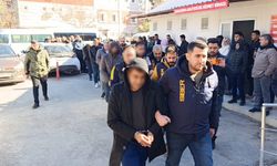 Yasa dışı bahis operasyonunda gözaltına alınan 28 zanlı adliyeye sevk edildi