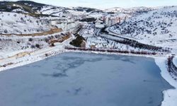 Yozgat'ta kar yağışının ardından soğuk hava etkili oldu, göletler dondu