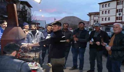 Erzurum'un ‘Cağ Kebabı' İftar Sofralarının Vazgeçilmezi