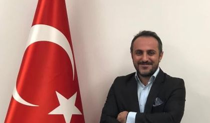 Öğrencilerin otostop çekip aracına binerek ‘Dayı’ dedikleri sürücü rektör çıktı