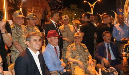 Bakan Yerlikaya: Terörsüz Türkiye hedefi bir hayal değil, kardeşlik çağrısıdır (2)