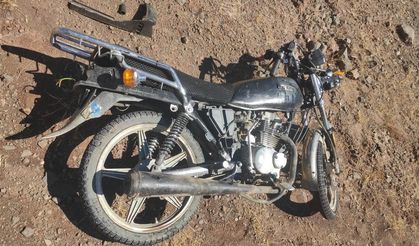 Devrilen motosikletin sürücüsü öldü