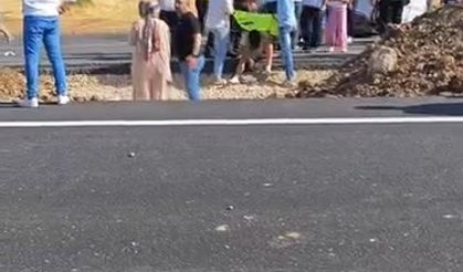 Hafif ticari araç takla attı: 2’si çocuk, 6 yaralı