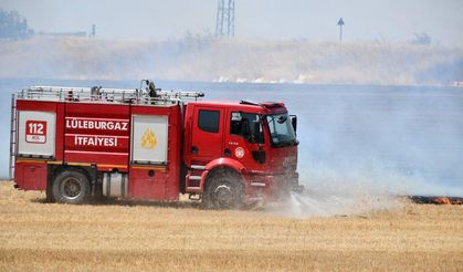 Kırklareli'de anız yangını; TEM ve D-100 bir süre trafiğe kapatıldı
